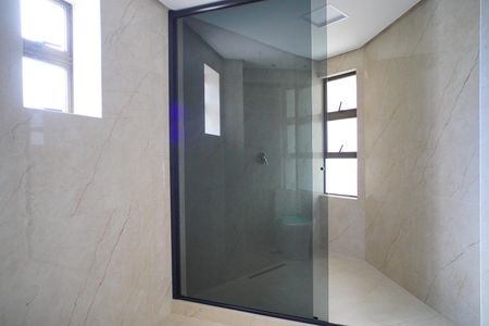 Apartamento para alugar com 123m², 3 quartos e 2 vagasBanheiro suíte 