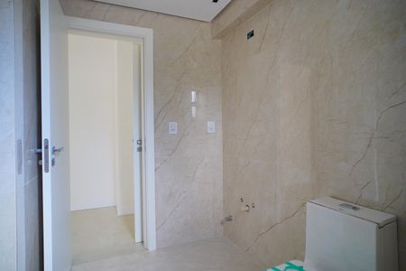 Apartamento para alugar com 123m², 3 quartos e 2 vagasBanheiro suíte 