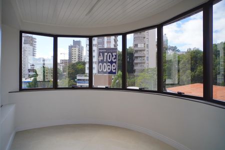 Apartamento para alugar com 123m², 3 quartos e 2 vagasQuarto suíte 