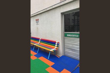 Apartamento à venda com 2 quartos, 50m² em Vila Zat, São Paulo