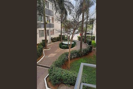 Apartamento à venda com 2 quartos, 50m² em Vila Zat, São Paulo