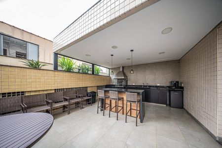 Apartamento à venda com 216m², 4 quartos e 4 vagas