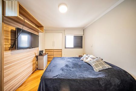 Apartamento à venda com 216m², 4 quartos e 4 vagas