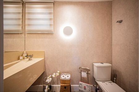 Apartamento à venda com 216m², 4 quartos e 4 vagas