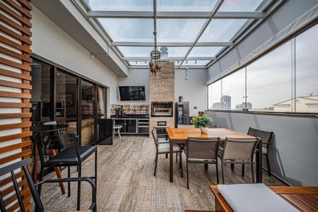 Apartamento à venda com 216m², 4 quartos e 4 vagas