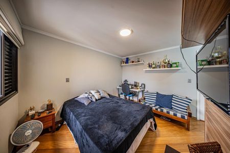Apartamento à venda com 216m², 4 quartos e 4 vagas