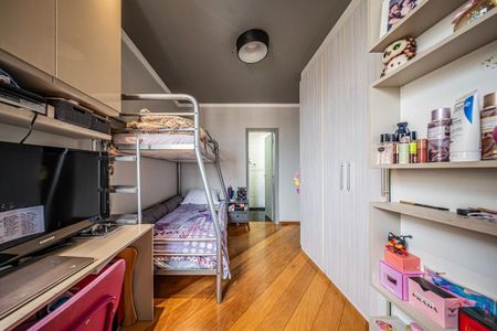 Apartamento à venda com 216m², 4 quartos e 4 vagas