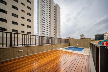 Apartamento à venda com 216m², 4 quartos e 4 vagas