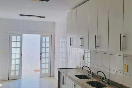 Casa à venda com 3 quartos, 200m² em Vargem Pequena, Rio de Janeiro