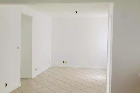 Casa à venda com 3 quartos, 200m² em Vargem Pequena, Rio de Janeiro