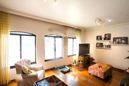 Casa à venda com 4 quartos, 280m² em Cursino, São Paulo