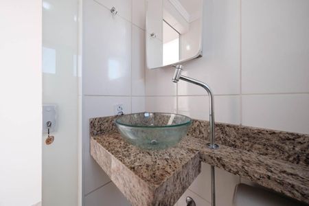 Apartamento para alugar com 47m², 2 quartos e 1 vagaBanheiro