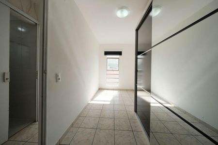 Apartamento para alugar com 47m², 2 quartos e 1 vagaQuarto 1