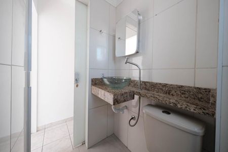 Apartamento para alugar com 47m², 2 quartos e 1 vagaBanheiro