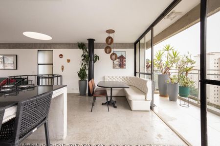 Apartamento à venda com 2 quartos, 309m² em Real Parque, São Paulo