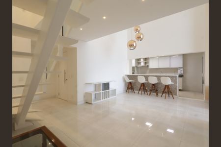 Apartamento para alugar com 156m², 3 quartos e 3 vagasSala