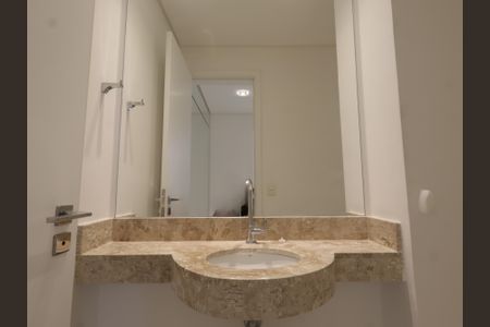 Apartamento para alugar com 156m², 3 quartos e 3 vagasLavabo