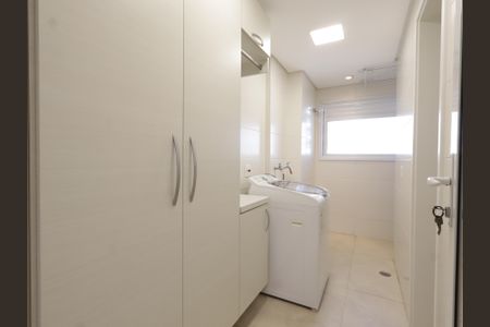 Apartamento para alugar com 156m², 3 quartos e 3 vagasÁrea de Serviço
