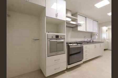 Apartamento para alugar com 156m², 3 quartos e 3 vagasCozinha