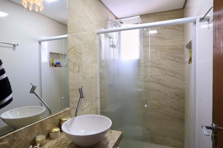 Apartamento para alugar com 70m², 3 quartos e 2 vagasBanheiro