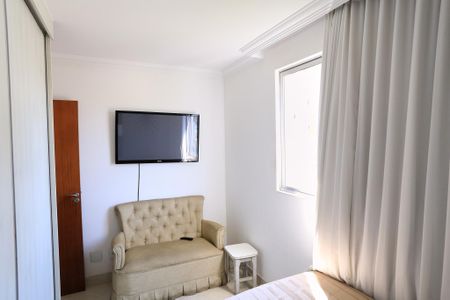 Apartamento para alugar com 70m², 3 quartos e 2 vagasQuarto