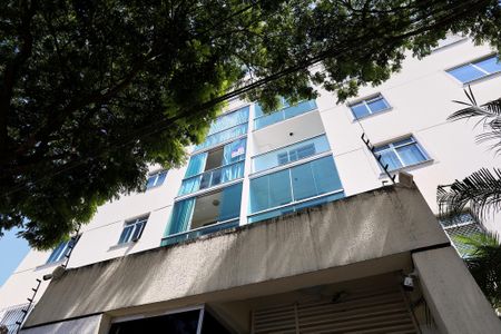 Apartamento para alugar com 70m², 3 quartos e 2 vagasFachada