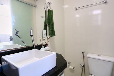 Banheiro da Suíte de apartamento para alugar com 3 quartos, 70m² em Santa Cruz, Belo Horizonte