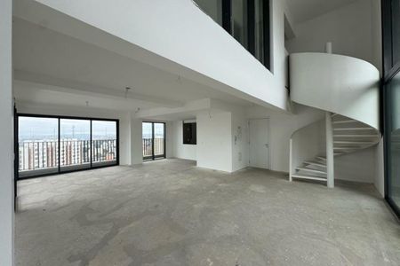 Apartamento à venda com 3 quartos, 205m² em Jardim Vera Cruz, São Paulo