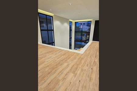 Casa à venda com 340m², 4 quartos e 4 vagas