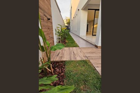 Casa à venda com 340m², 4 quartos e 4 vagas