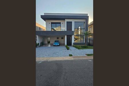 Casa à venda com 340m², 4 quartos e 4 vagas
