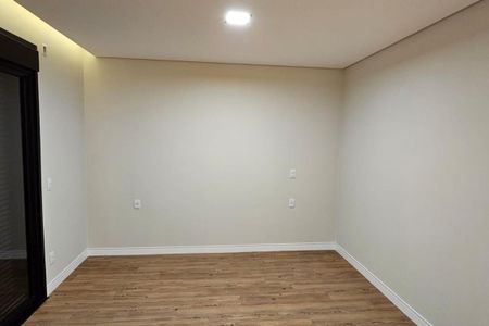Casa à venda com 340m², 4 quartos e 4 vagas