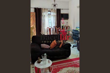 Casa à venda com 2 quartos, 99m² em Vila Valqueire, Rio de Janeiro