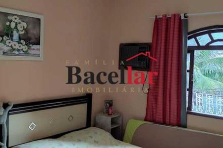 Casa à venda com 2 quartos, 99m² em Vila Valqueire, Rio de Janeiro