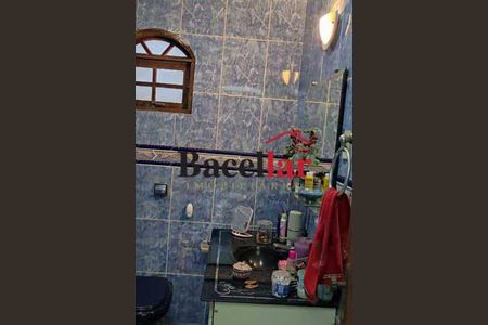 Casa à venda com 2 quartos, 99m² em Vila Valqueire, Rio de Janeiro