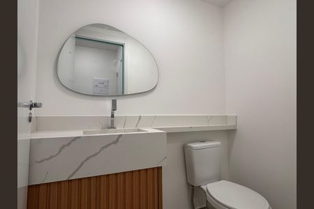 Lavabo de apartamento para alugar com 2 quartos, 74m² em Parque Imperial, São Paulo