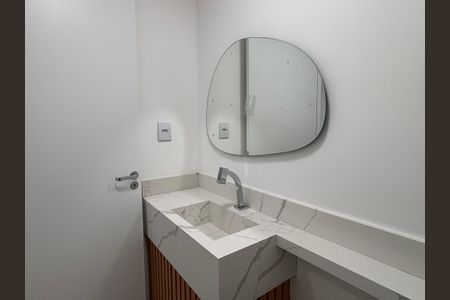 Lavabo de apartamento para alugar com 2 quartos, 74m² em Parque Imperial, São Paulo