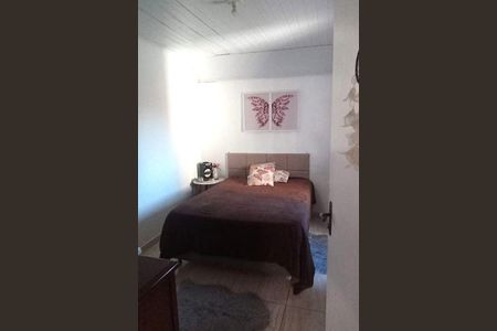 Casa à venda com 106m², 2 quartos e 1 vaga