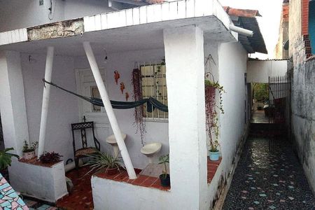 Casa à venda com 106m², 2 quartos e 1 vaga