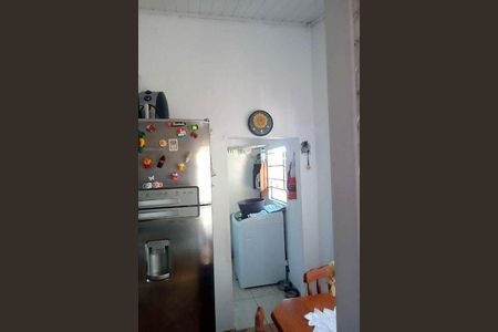 Casa à venda com 106m², 2 quartos e 1 vaga