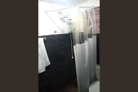 Casa à venda com 106m², 2 quartos e 1 vaga