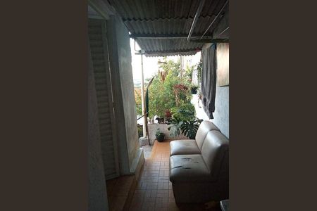 Casa à venda com 106m², 2 quartos e 1 vaga
