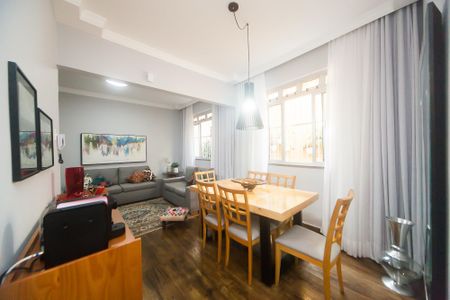 Apartamento à venda com 100m², 2 quartos e 1 vagasala