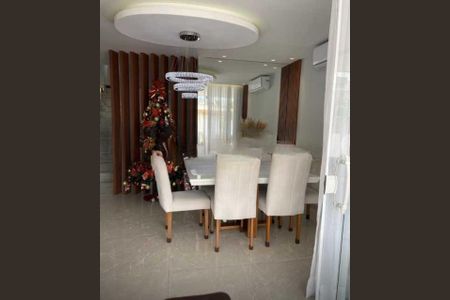 Casa de Condomínio à venda com 4 quartos, 240m² em Recreio dos Bandeirantes, Rio de Janeiro