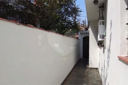 Casa à venda com 153m², 4 quartos e 2 vagas