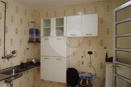 Casa à venda com 153m², 4 quartos e 2 vagas