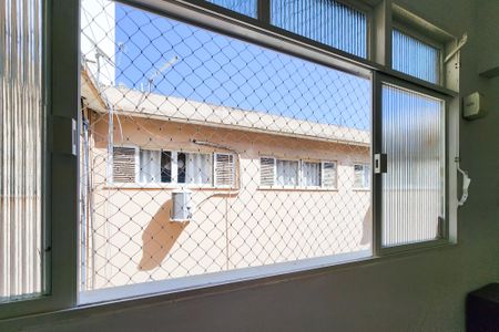 Apartamento para alugar com 79m², 2 quartos e sem vagaVista