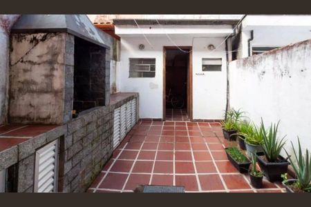 Casa à venda com 4 quartos, 133m² em Jardim Peri Peri, São Paulo