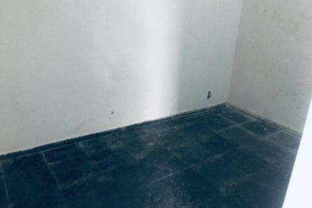 Casa à venda com 3 quartos, 50m² em Vila Quitauna, Osasco