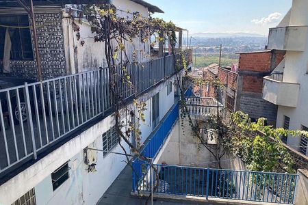 Casa à venda com 3 quartos, 50m² em Vila Quitauna, Osasco